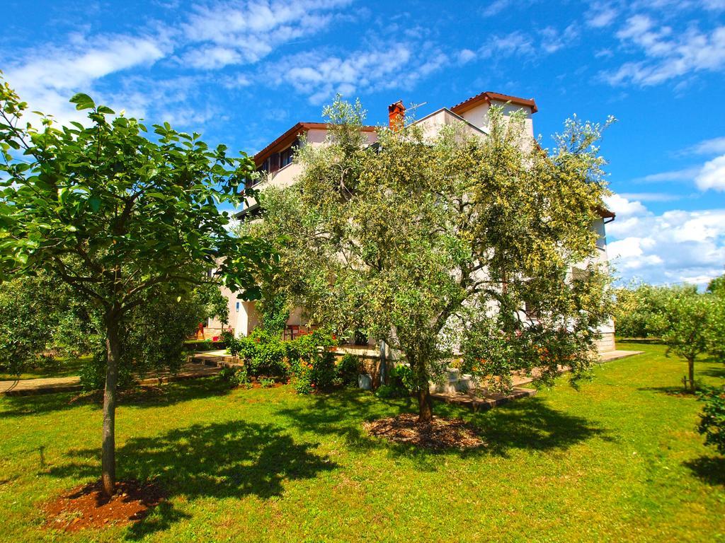 Apartments Milio 1105 Fažana Extérieur photo